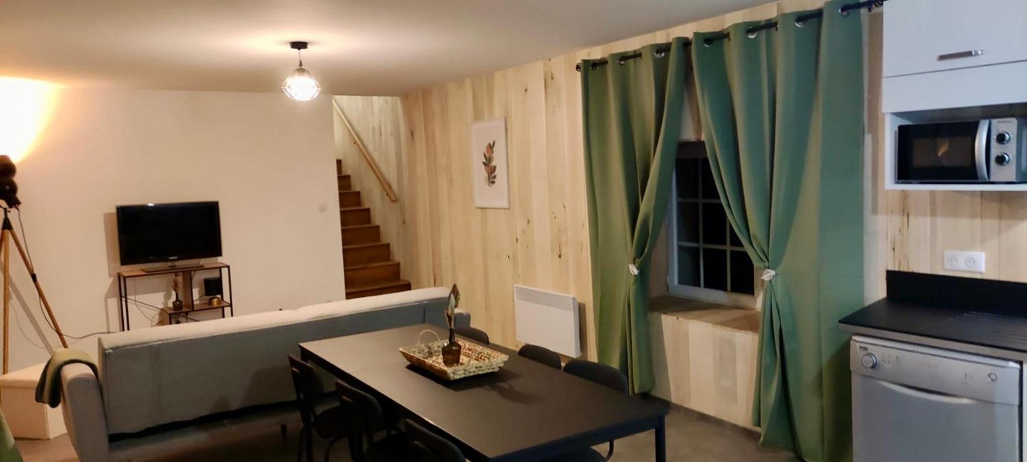 Appartement 2 Chambres Avec Wifi Centre De Descartes Экстерьер фото